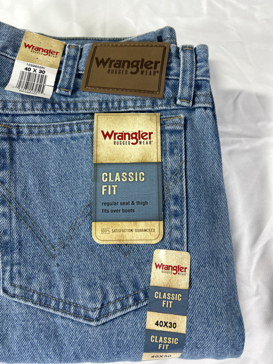 Wrangler Rugged Wear Jeans Mens 40x30 Light Wash Blue Classic Fit YKK Denim