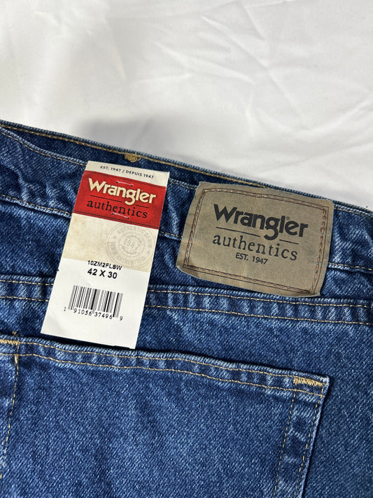 Wrangler Authentics Fleece Lined Jeans Mens Size 42x30 Blue Wash Denim