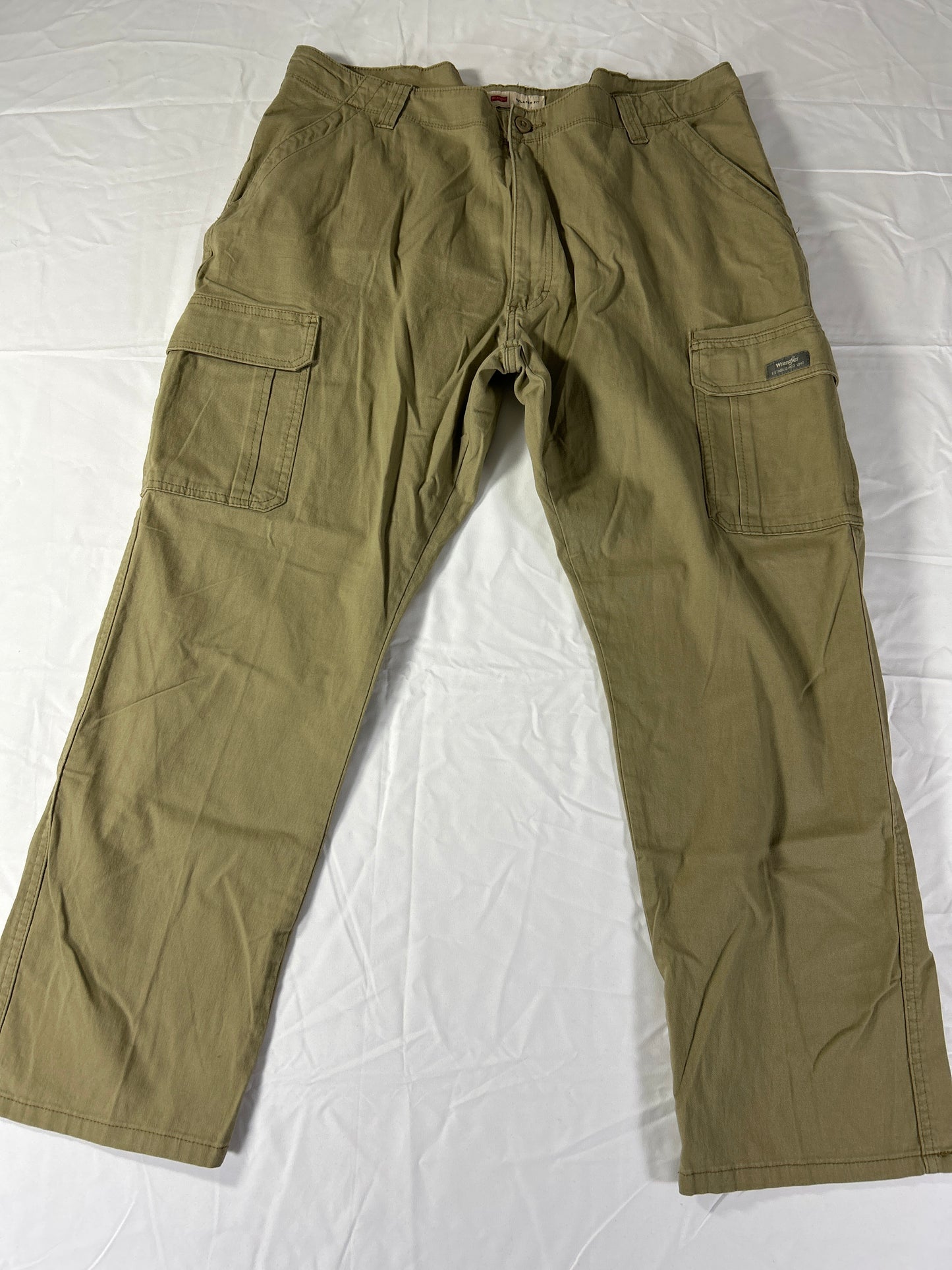 Wrangler Five Star Cargo Pants Mens Size 40x30 Tan Relaxed Fit Heritage
