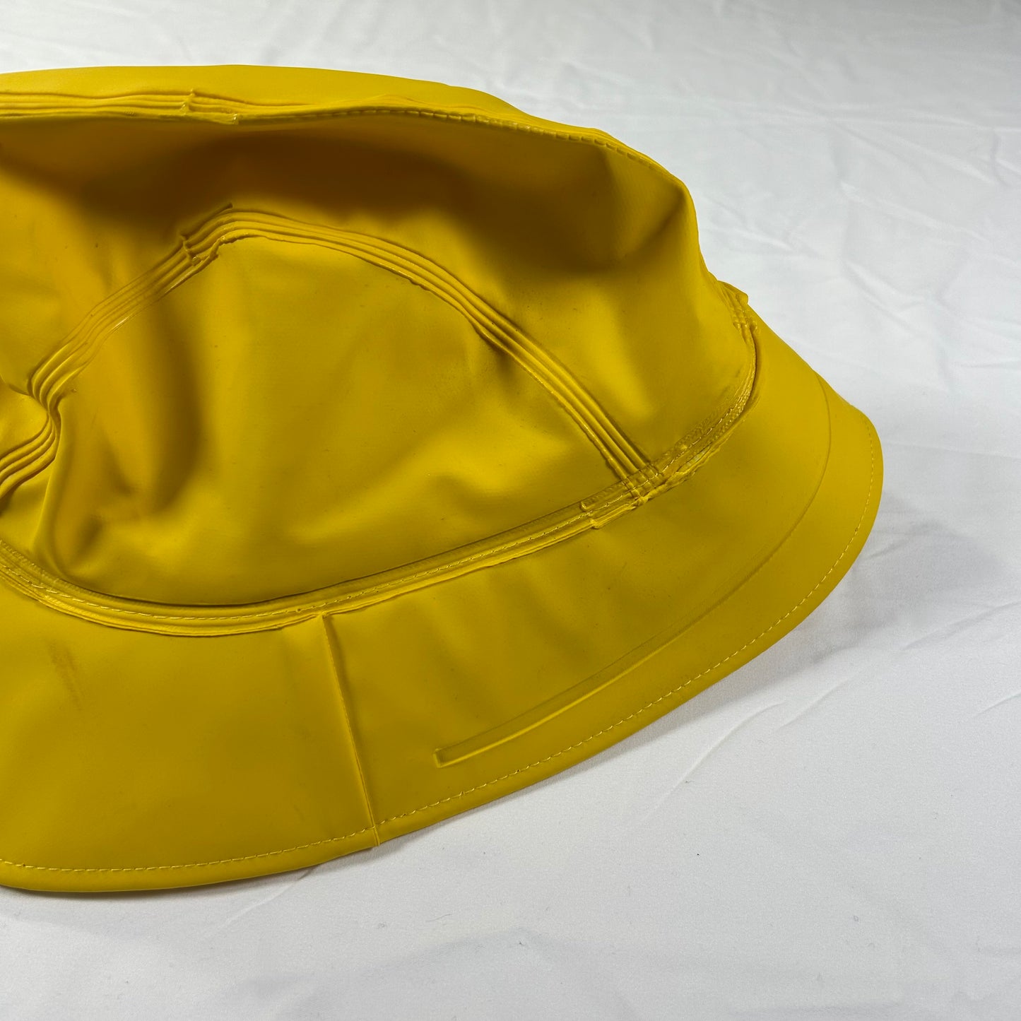 Carhartt Surrey Hat M/L Yellow Waterproof PVC Lined Hat 101181 701