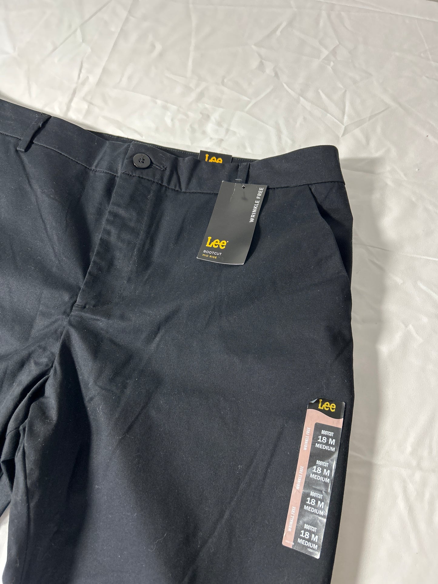 Lee Pants Womens Sz 18 L30 Black Bootcut Mid Rise Wrinkle Free